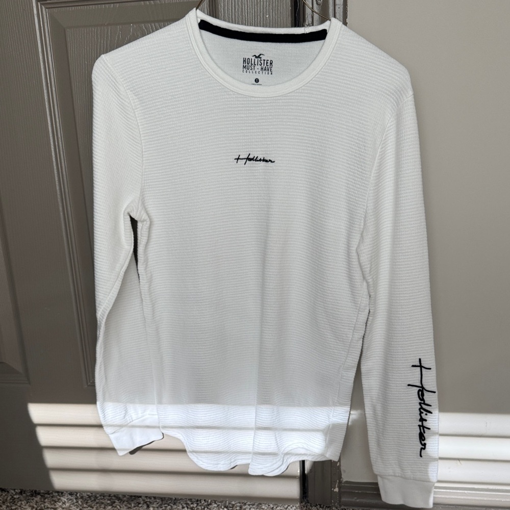 Hollister White Long Sleeve Thermal Tee with Black Script